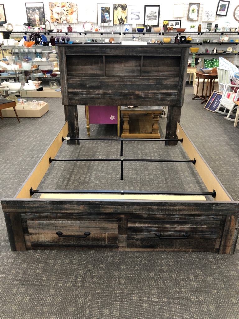 DRYSTAN BOOKCASE QUEEN BED W/DRAWER STORAGE.