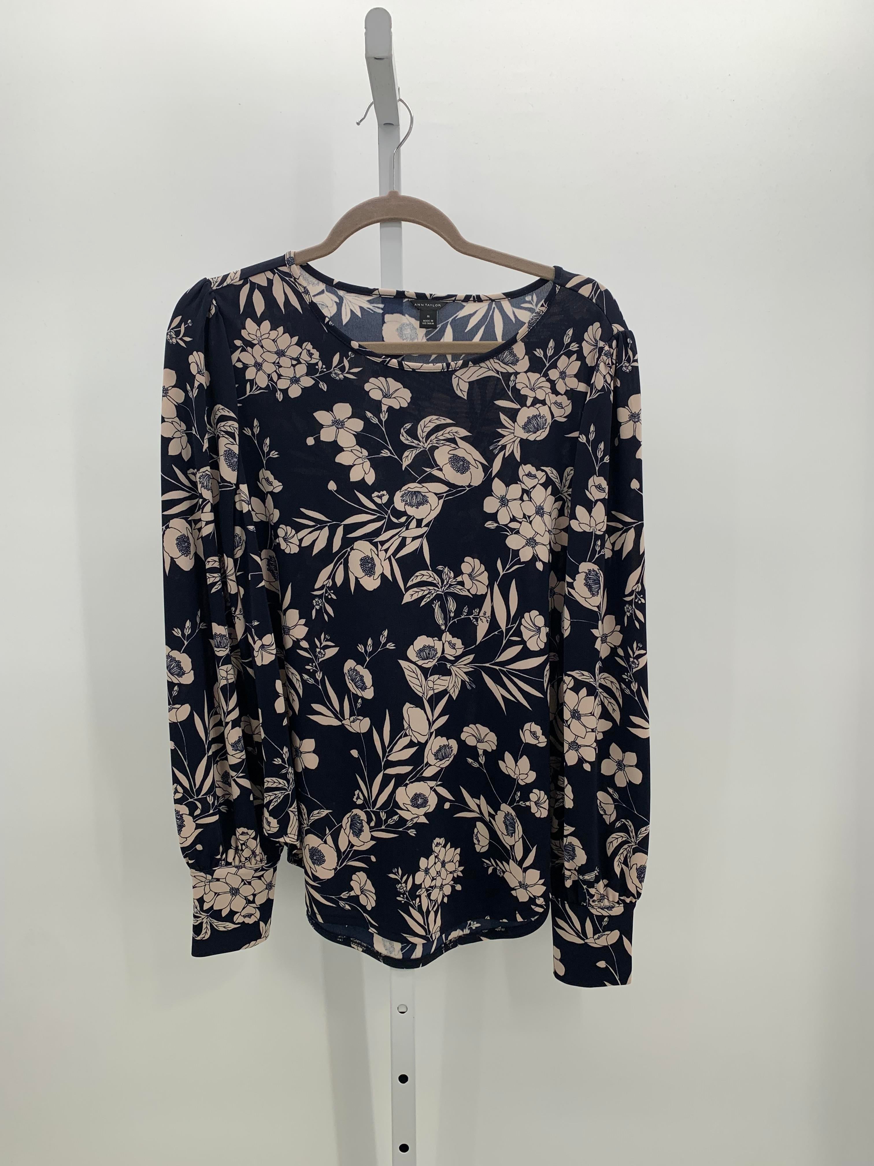 Ann Taylor Size Medium Misses Long Sleeve Shirt
