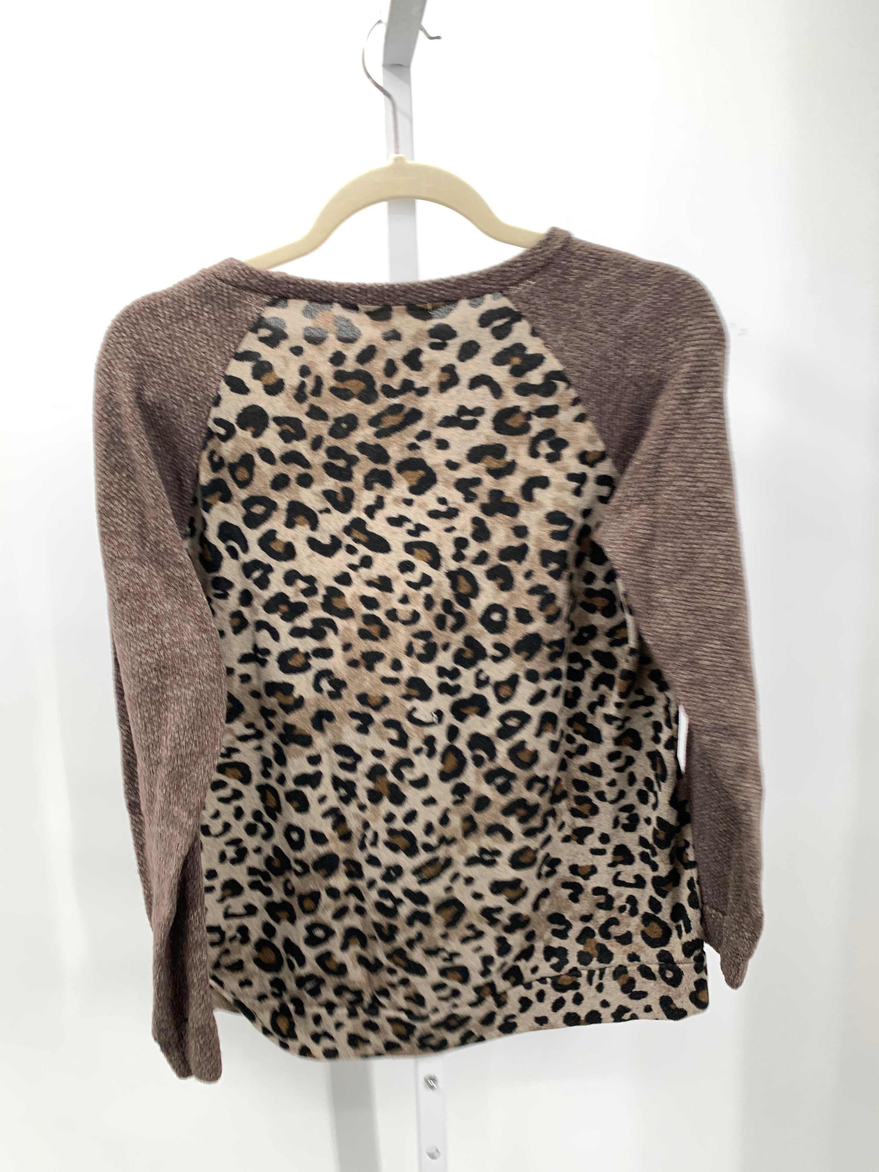 Size Medium Juniors Long Sleeve Sweater