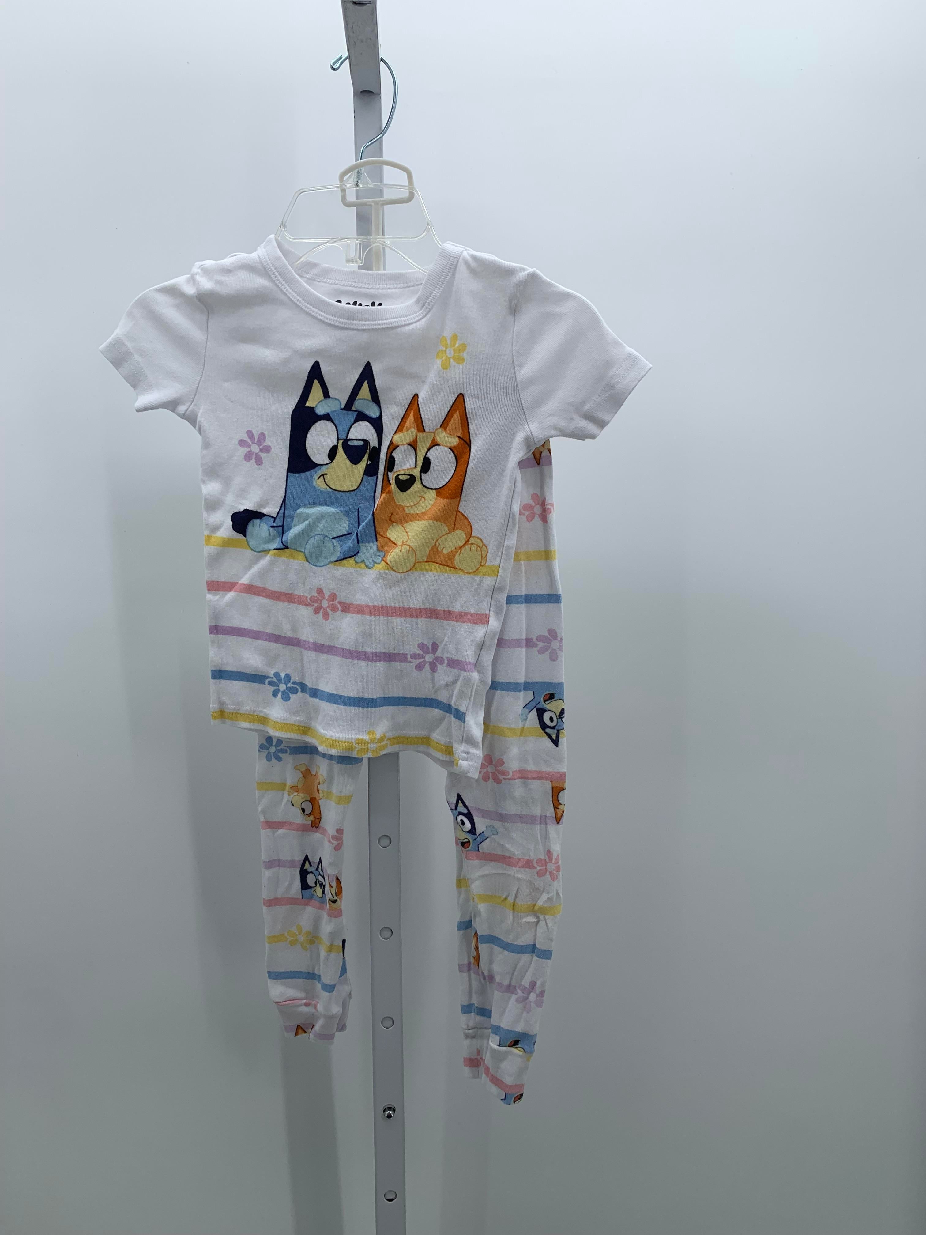 Size 5T Girls Pajamas