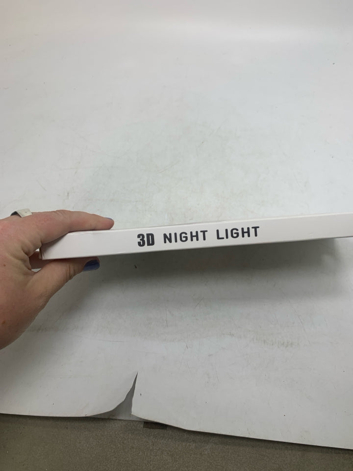 NIB 3D WOODEN PUZZLE NIGHT LIGHT.