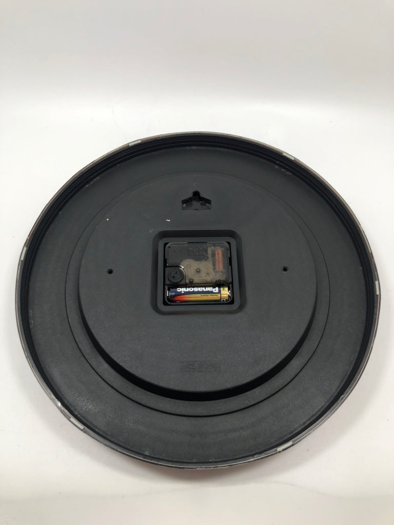 NIB MABPEDO WALL CLOCK.
