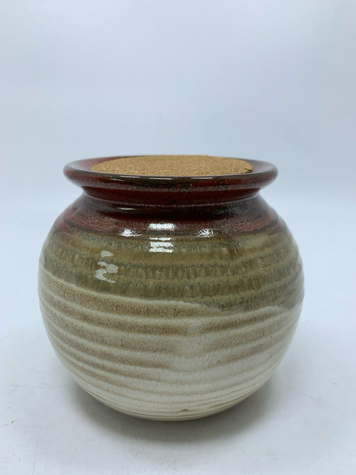 OMBRE CREAM/ORANGE RIBBED COLLAGE FUND JAR W/ CORK TOP.