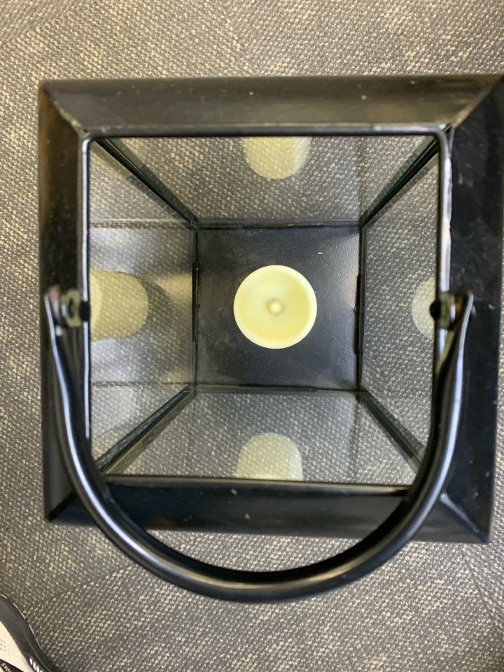 BLACK METAL LARGE SQUARE BATTERY LANTERN.