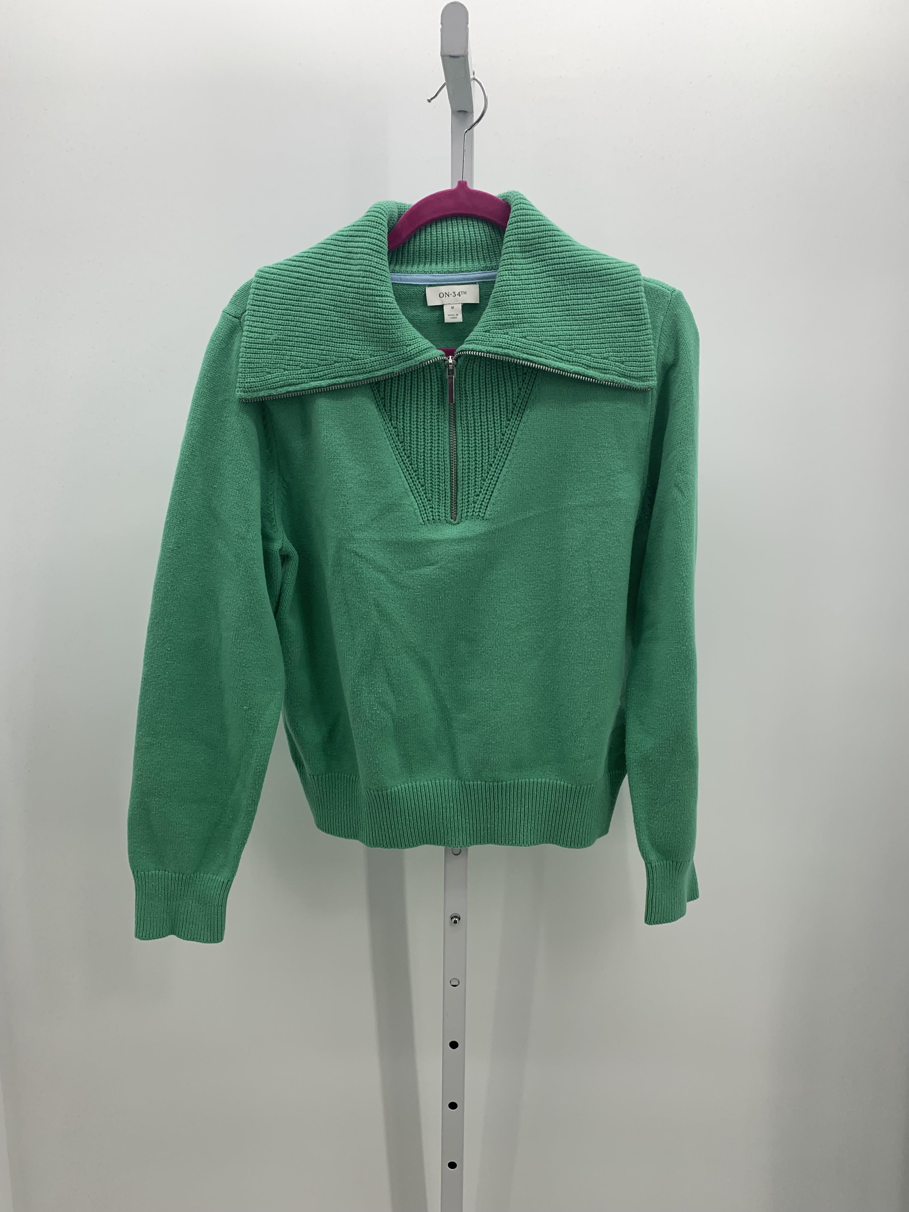 ON 34th Size Medium Misses Long Slv Sweater