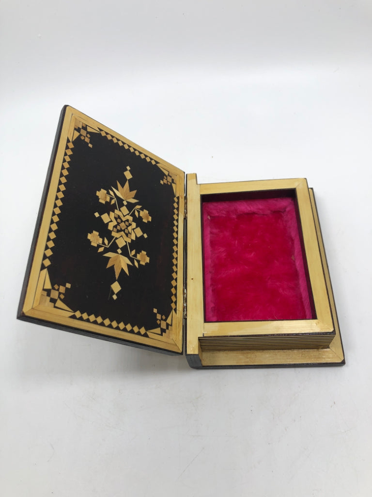 WOOD INLAID BOOK BOX W/PINK LINING.