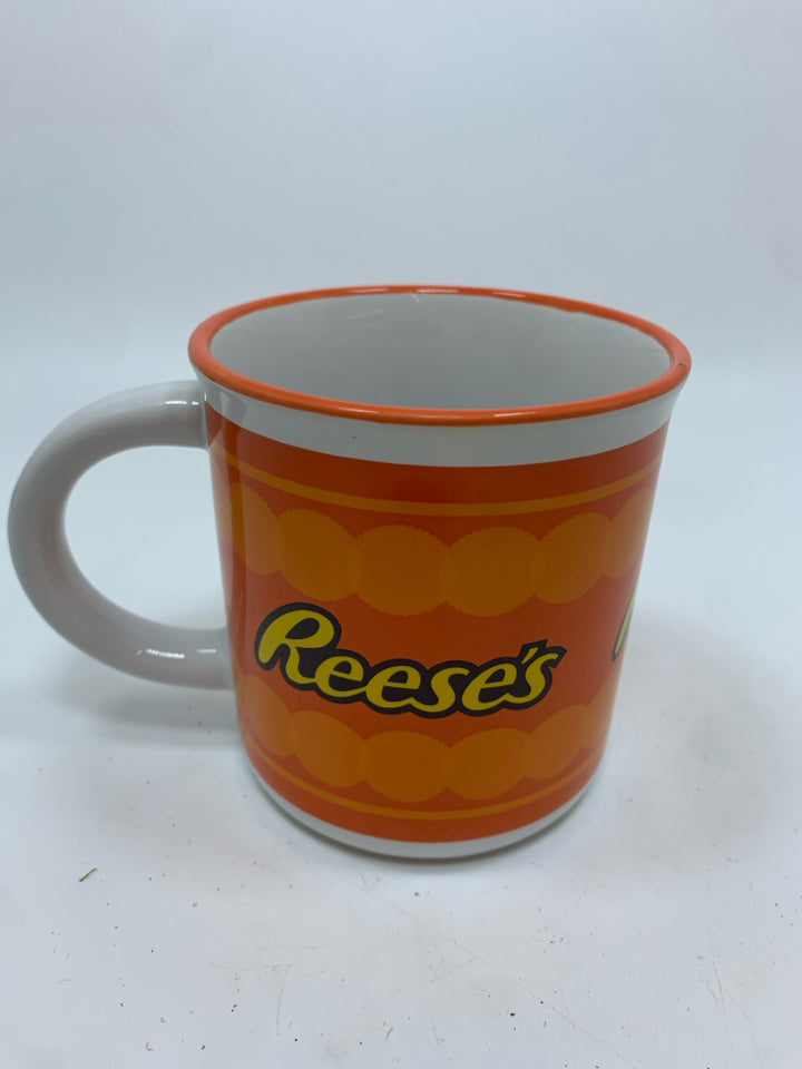 REESE'S MUG.