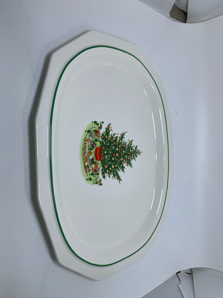 WHITE LARGE PFALTZGRAFF CHRISTMAS HERITAGE PLATTER.