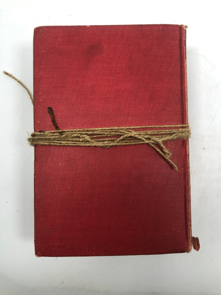 STACKED HEART THROB BOOK DECOR.