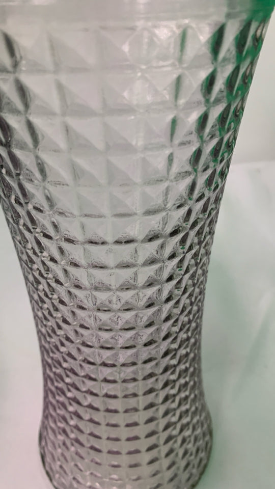 SQUARE PATTERN VASE.
