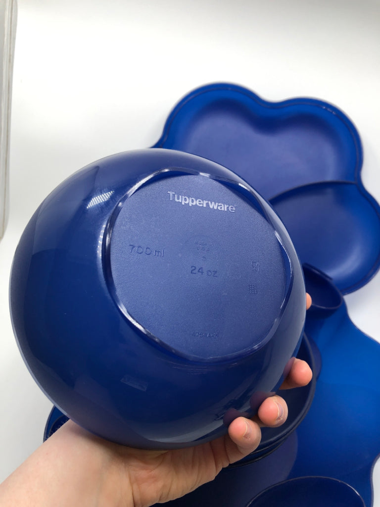 11PC BLUE TUPPERWARE CHIP N'DIP SERVING SET W/4 BOWLS.