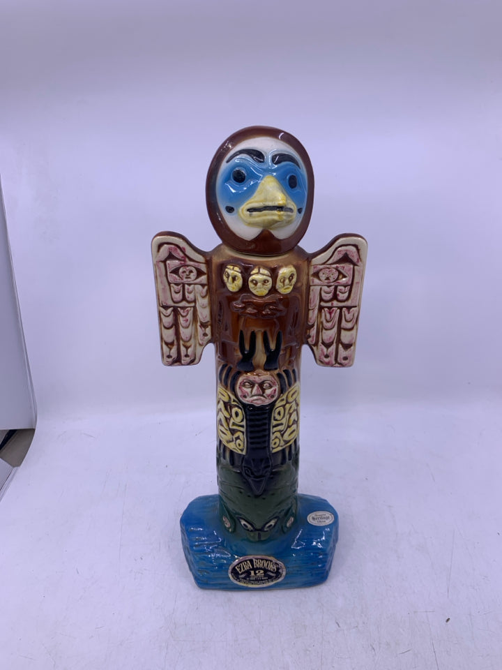 VTG ERA BROOKS TOTEM POLE CERAMIC DECANTER.