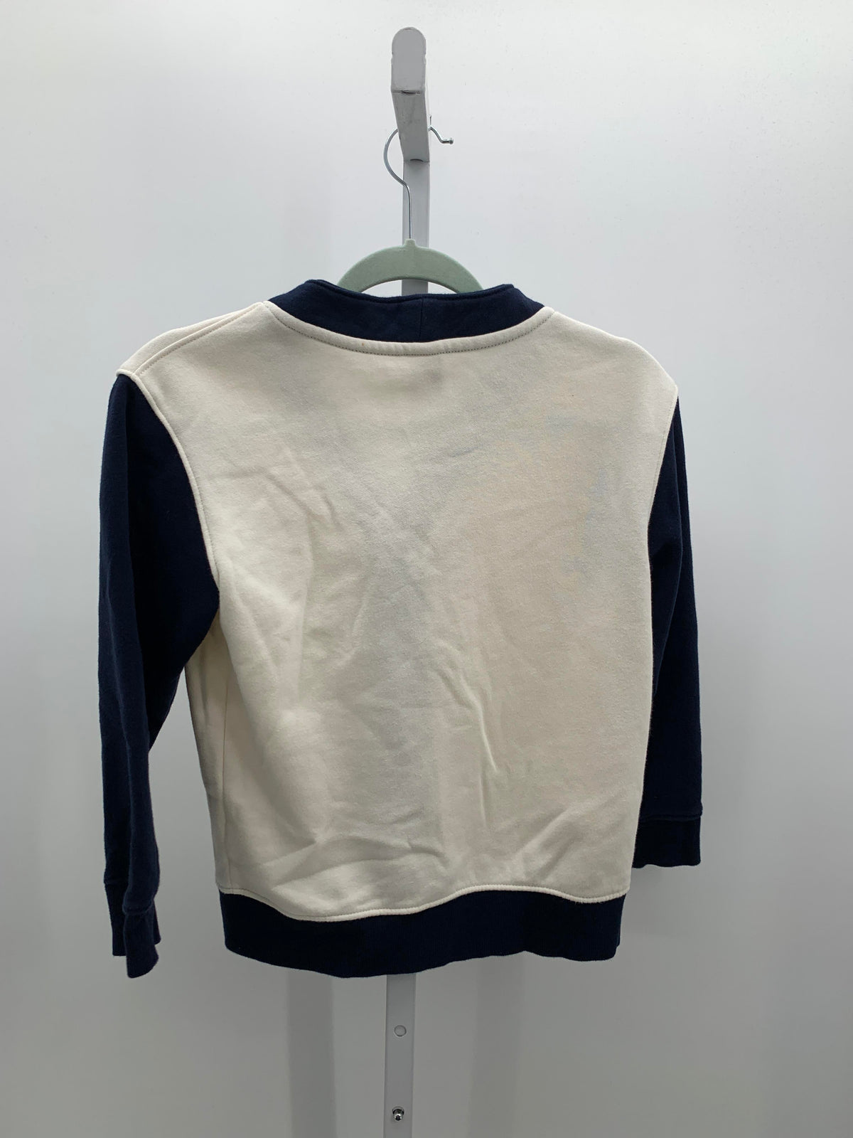 NAVY SLEEVES BTN DOWN