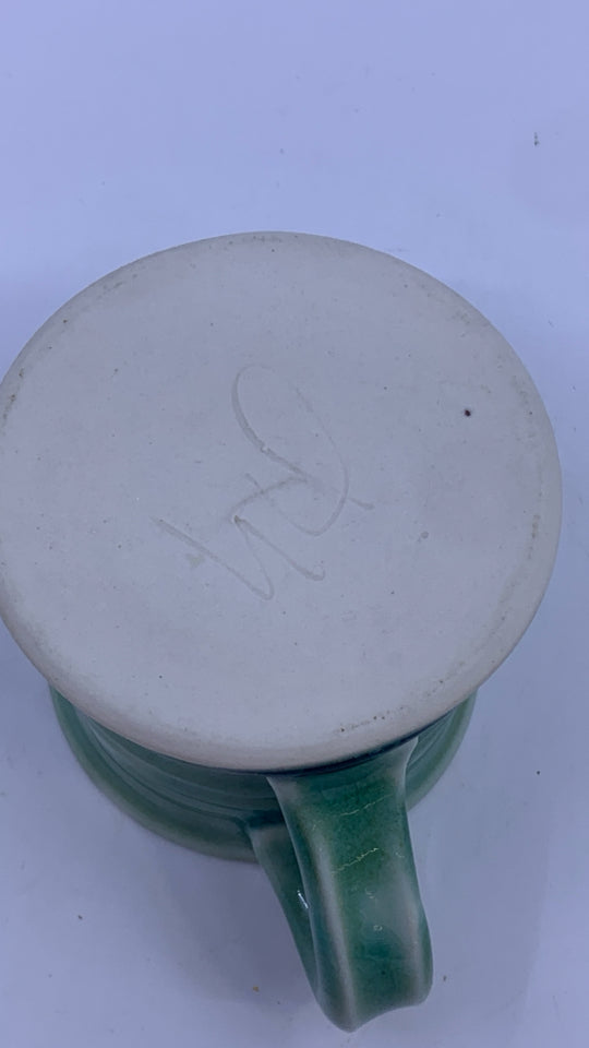 CERAMIC GREEN POTTERY RIBBED MUG.