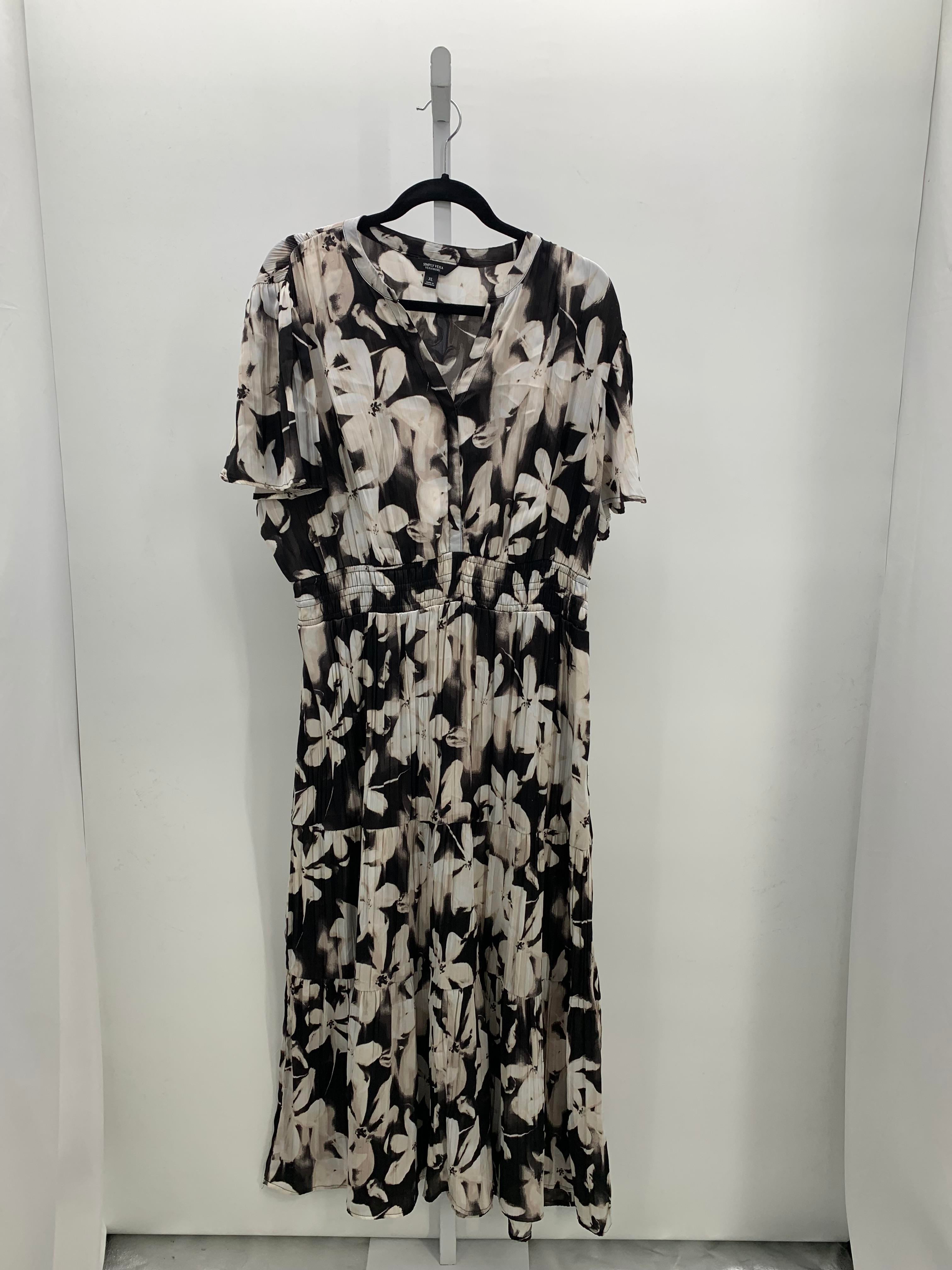 Vera Wang Size Extra Large Misses Short Sleeve Dress