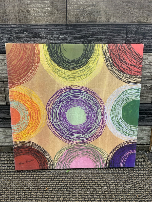 ABSTRACT MULTI-COLORED CIRCLES CANVAS.