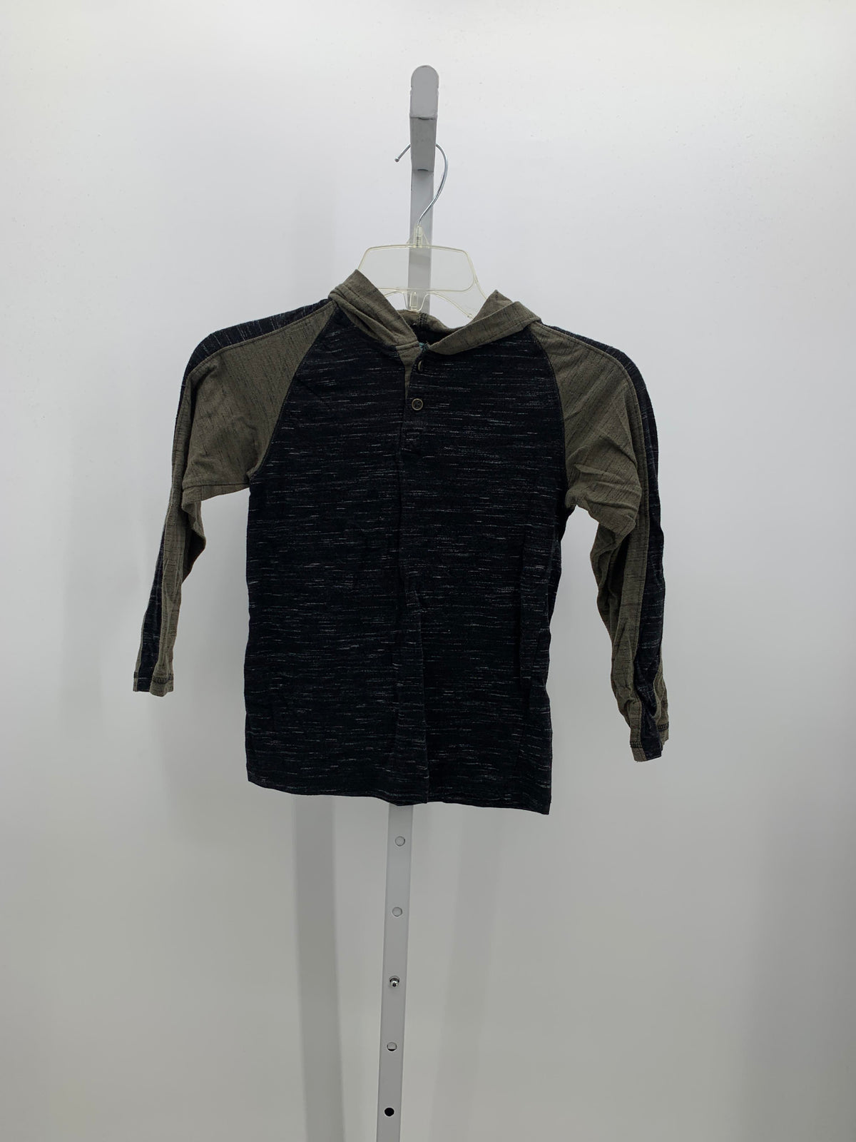 HOODED KNIT.