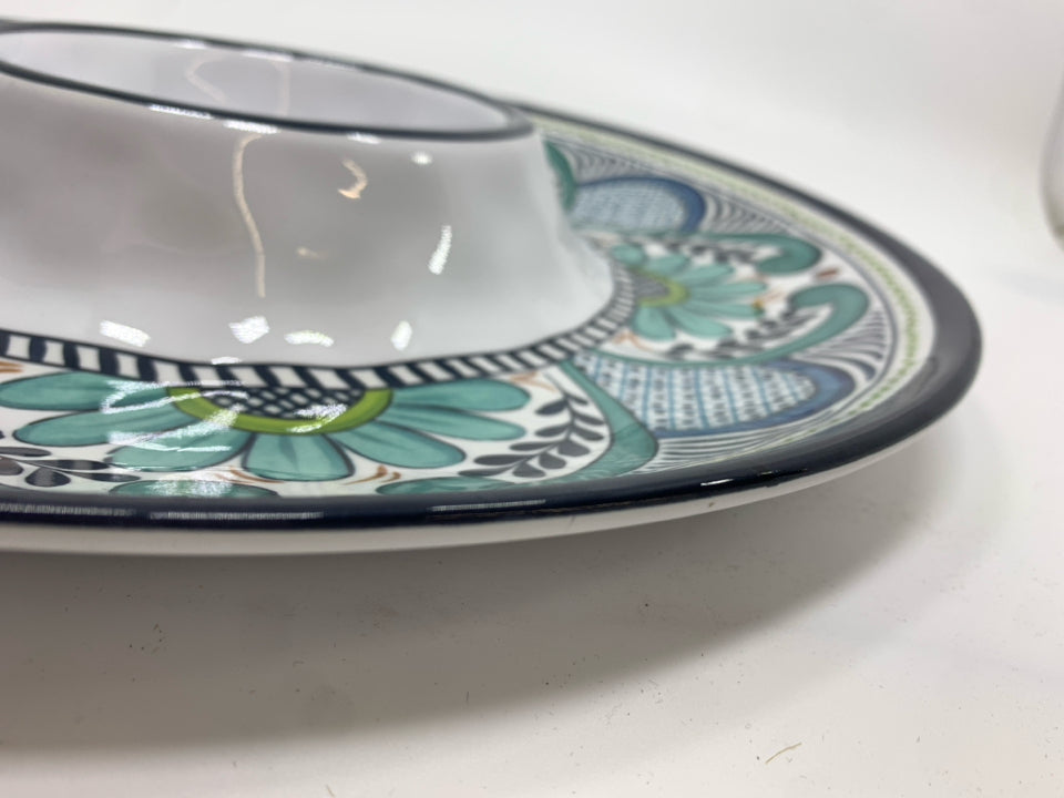 MELAMINE CHIP/DIP BLUE FLORAL TRAY.
