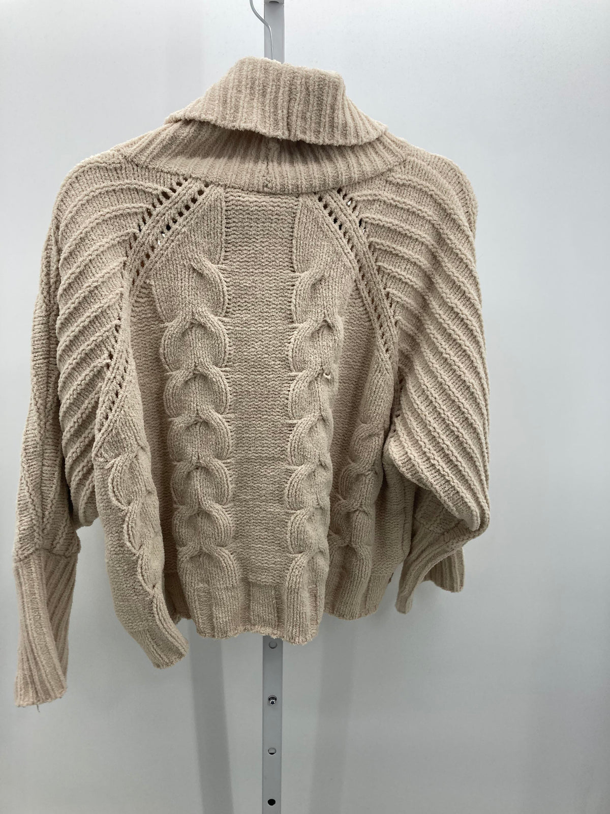 moon & madison Size Small Juniors Long Sleeve Sweater