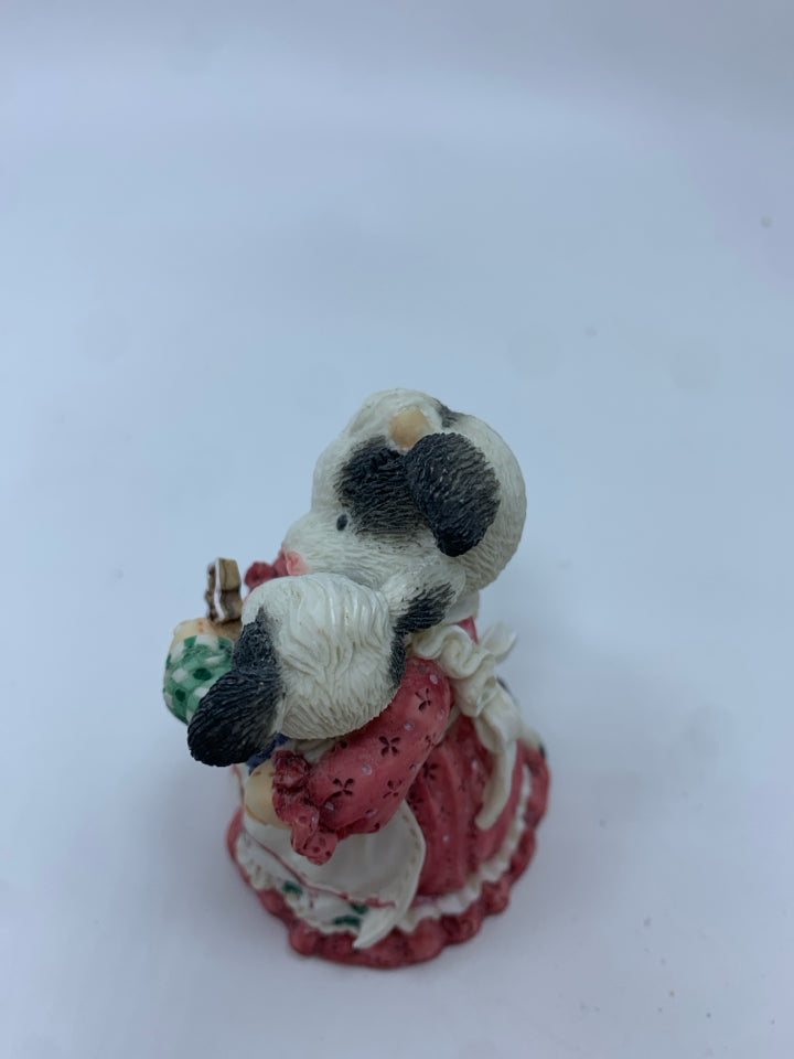 "BABY'S FIRST CHRISTMOOS" MARY MOOMOOS FIGURE.