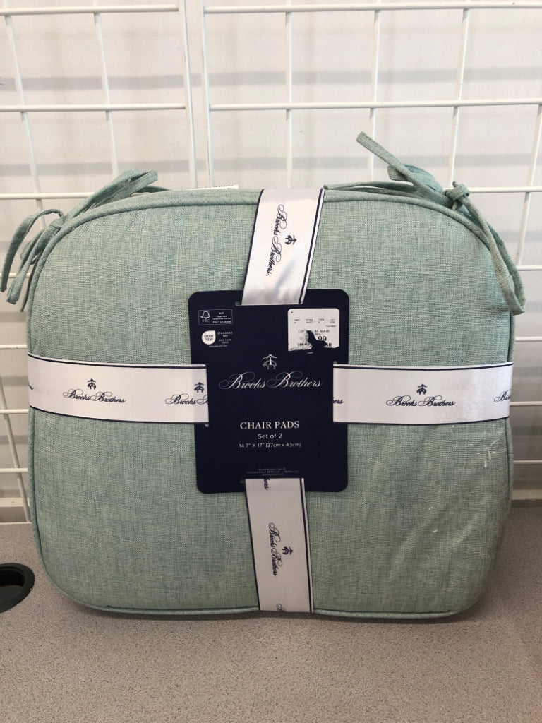 2 NWT BROOKS BROTHERS BLUE CHAIR PADS.
