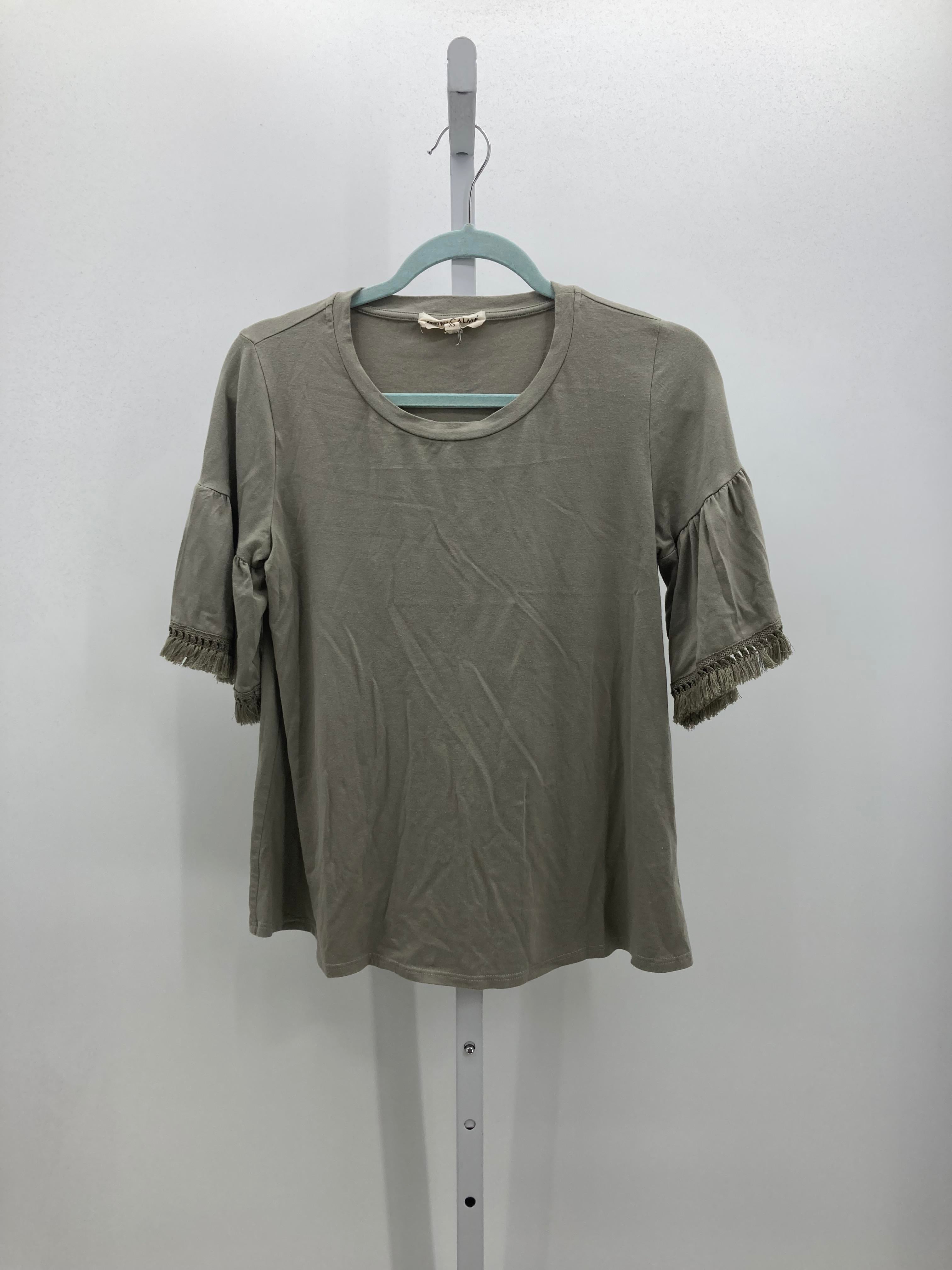 Size X Small Misses Short Sleeve Shirt