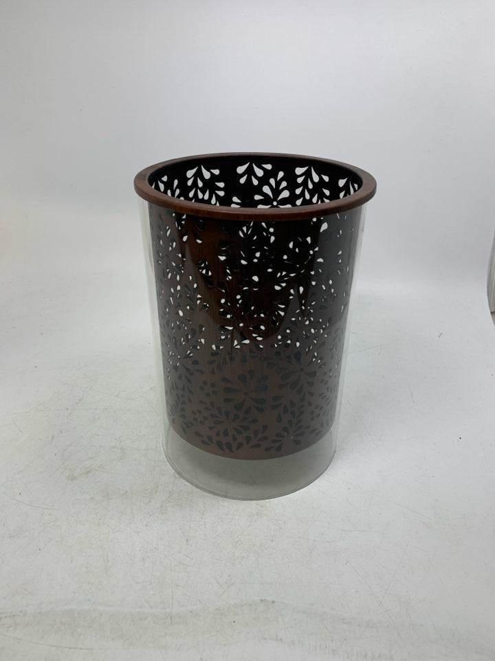 2 PC BROWN METAL PIERCED HURRICANE LAMP W/ GLASS OUTER INSERT.