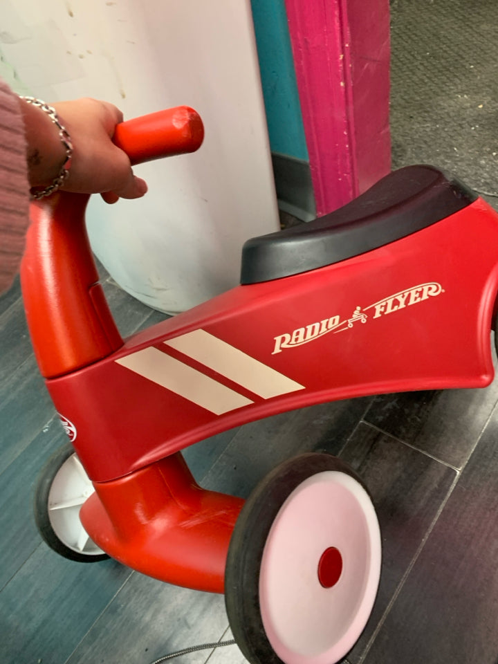 Scoot 2 Scooter 2-in-1 toy