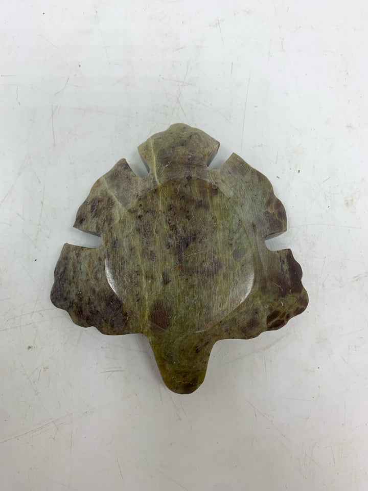SOAPSTONE LEAF TEA LIGHT HOLDER.