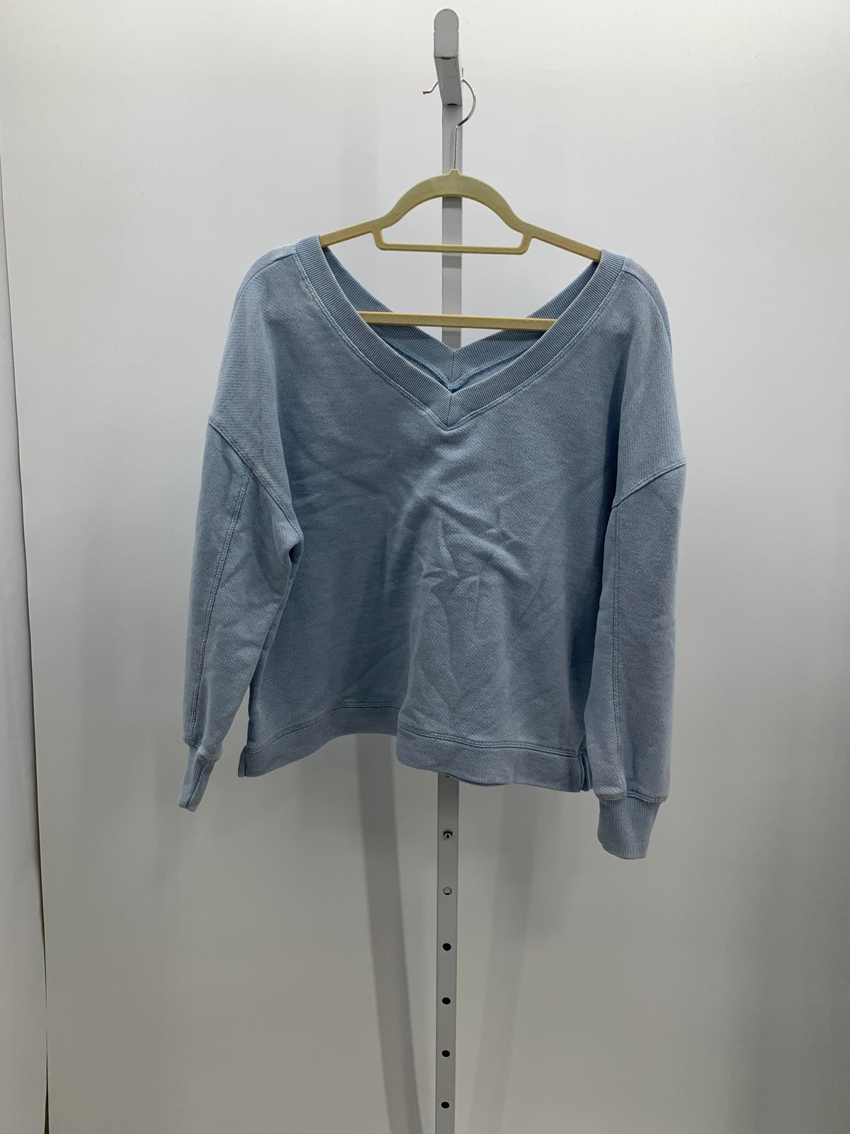 Pink Rose Size Medium Juniors Long Sleeve Shirt