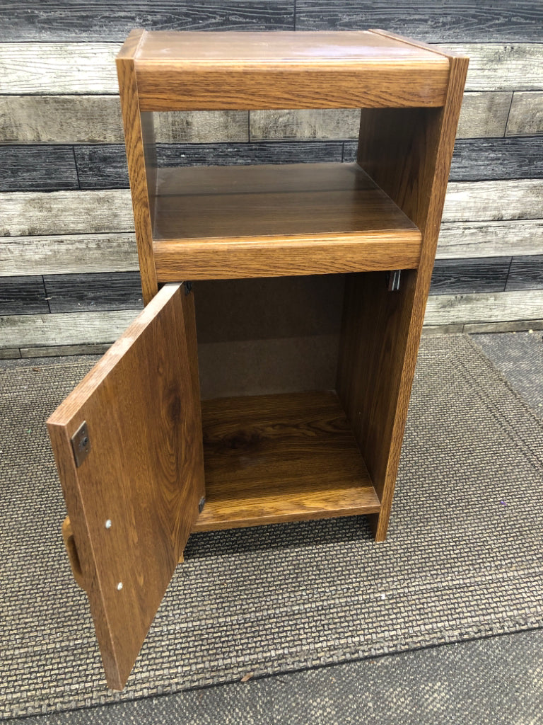 BROWN SIDE TABLE W/ STORAGE.