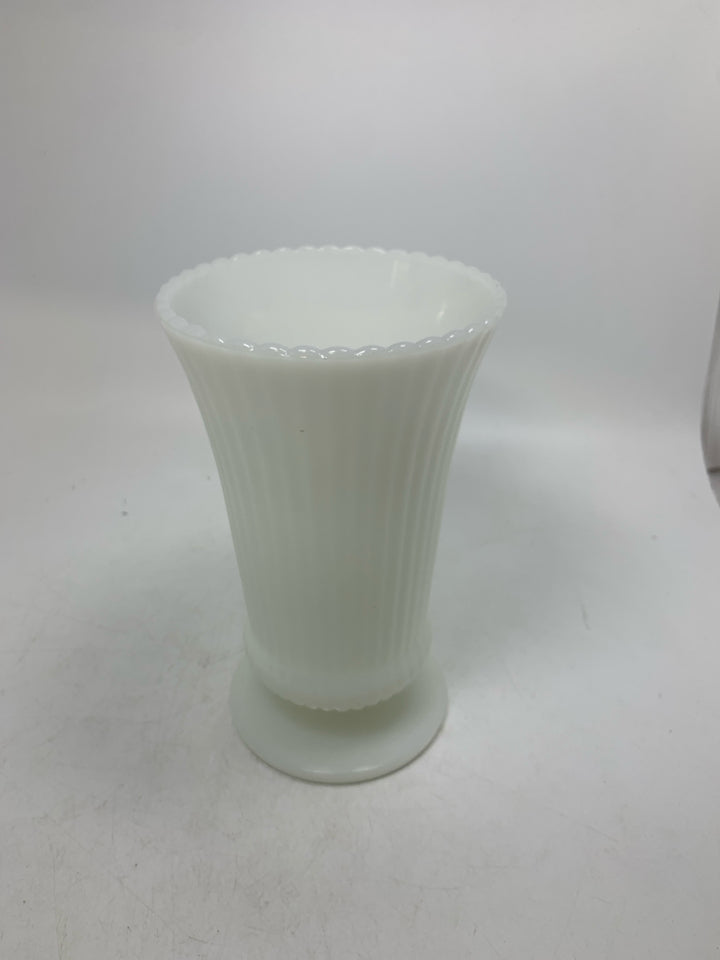 VTG MILK GLASS FOOTED FLUTED SCALLOP EDGE VASE.