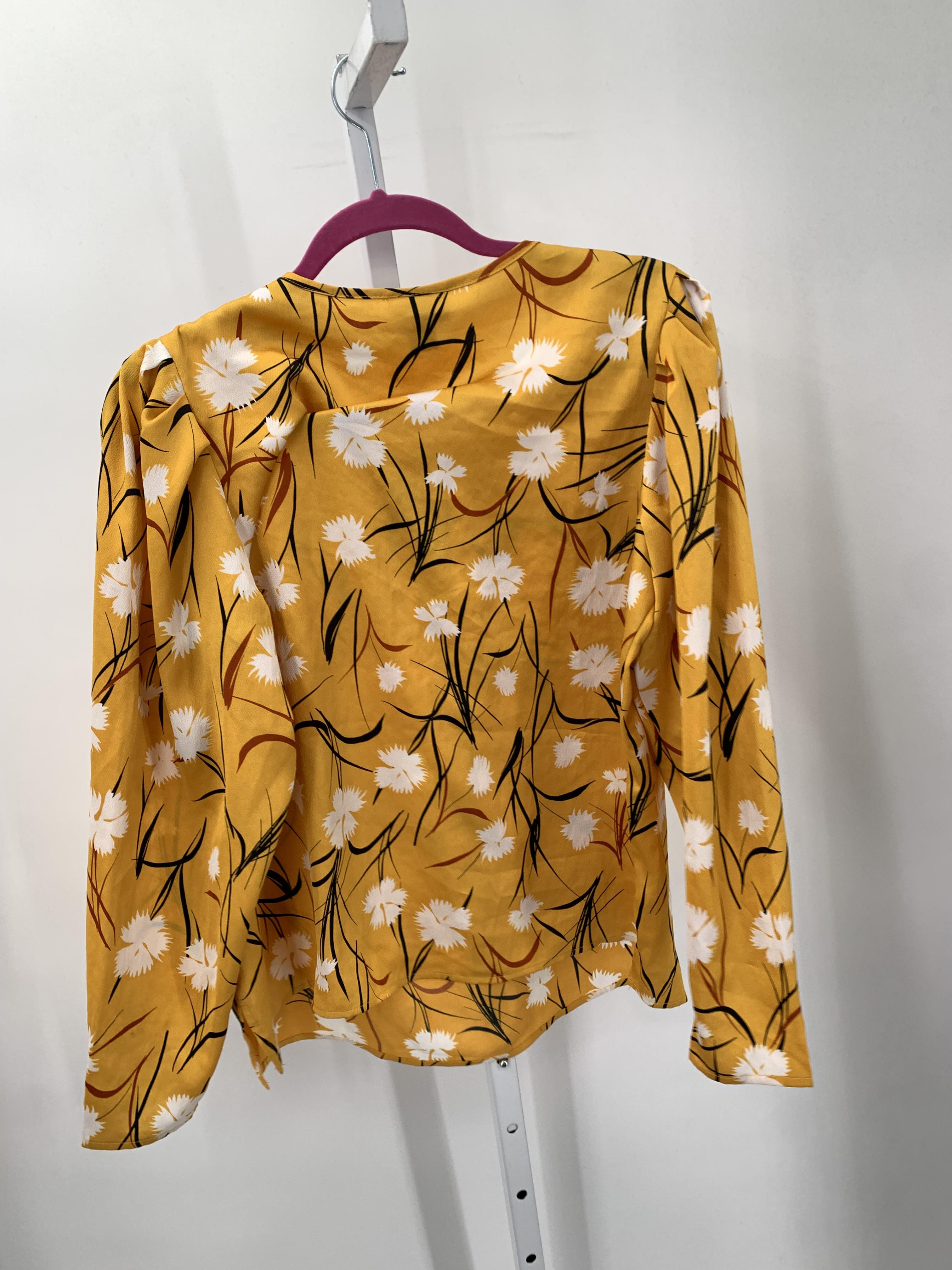 Liz Claiborne Size Medium Misses Long Sleeve Shirt