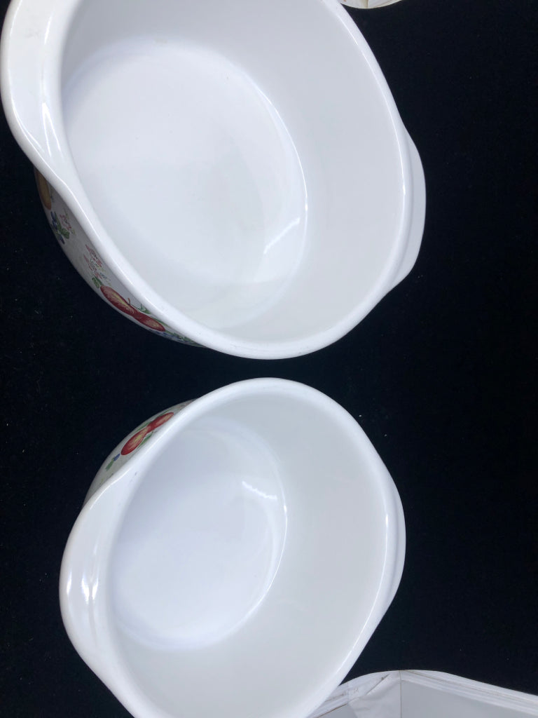 2 STONEWARE BAKING DISH.