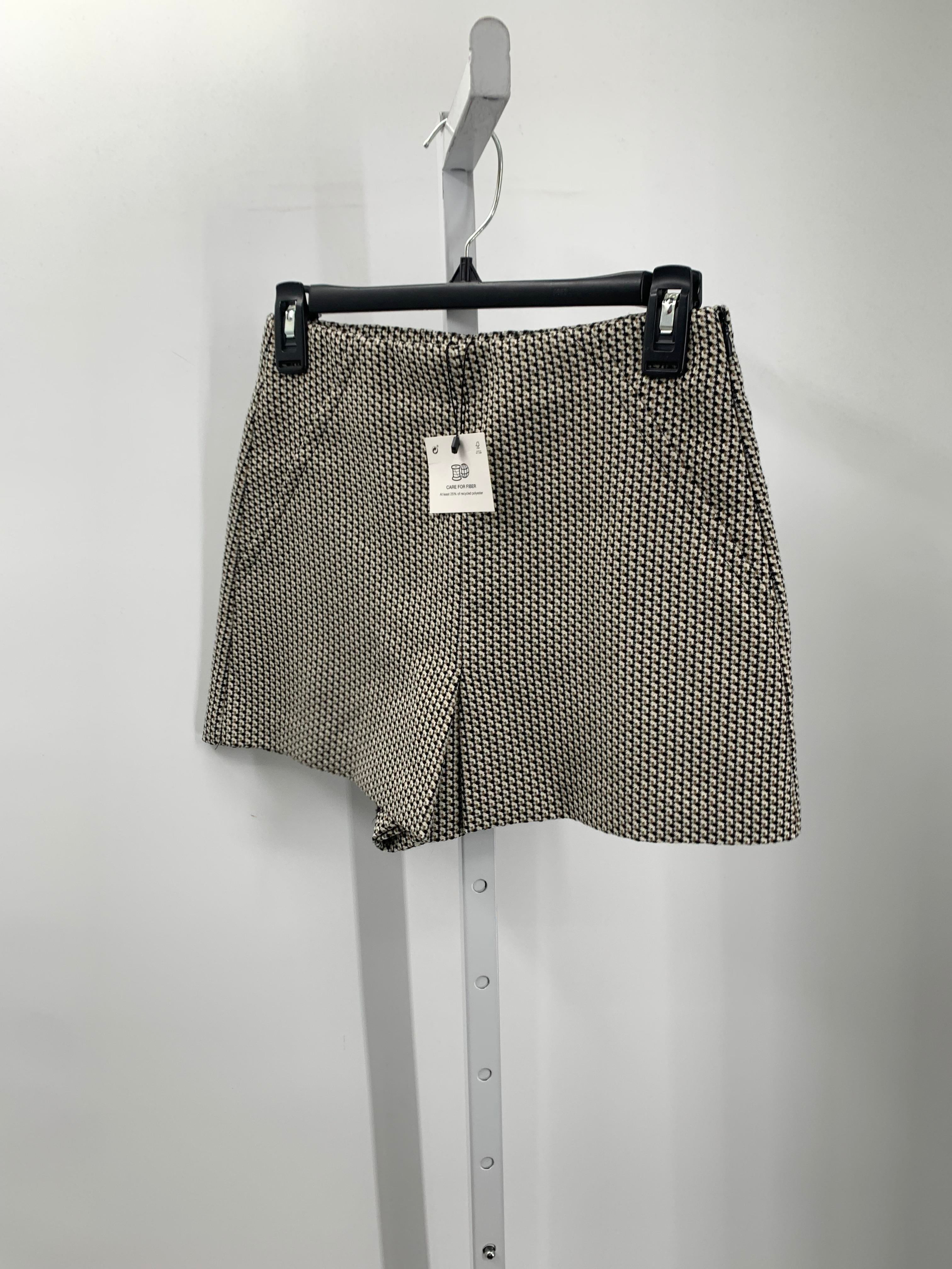 Zara Size Small Misses Skirt