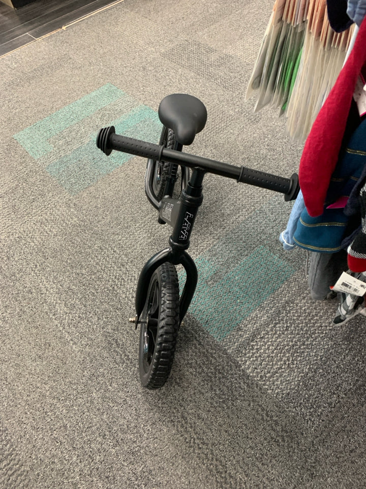 LAVA SPORT Basalt Black Balance Bike