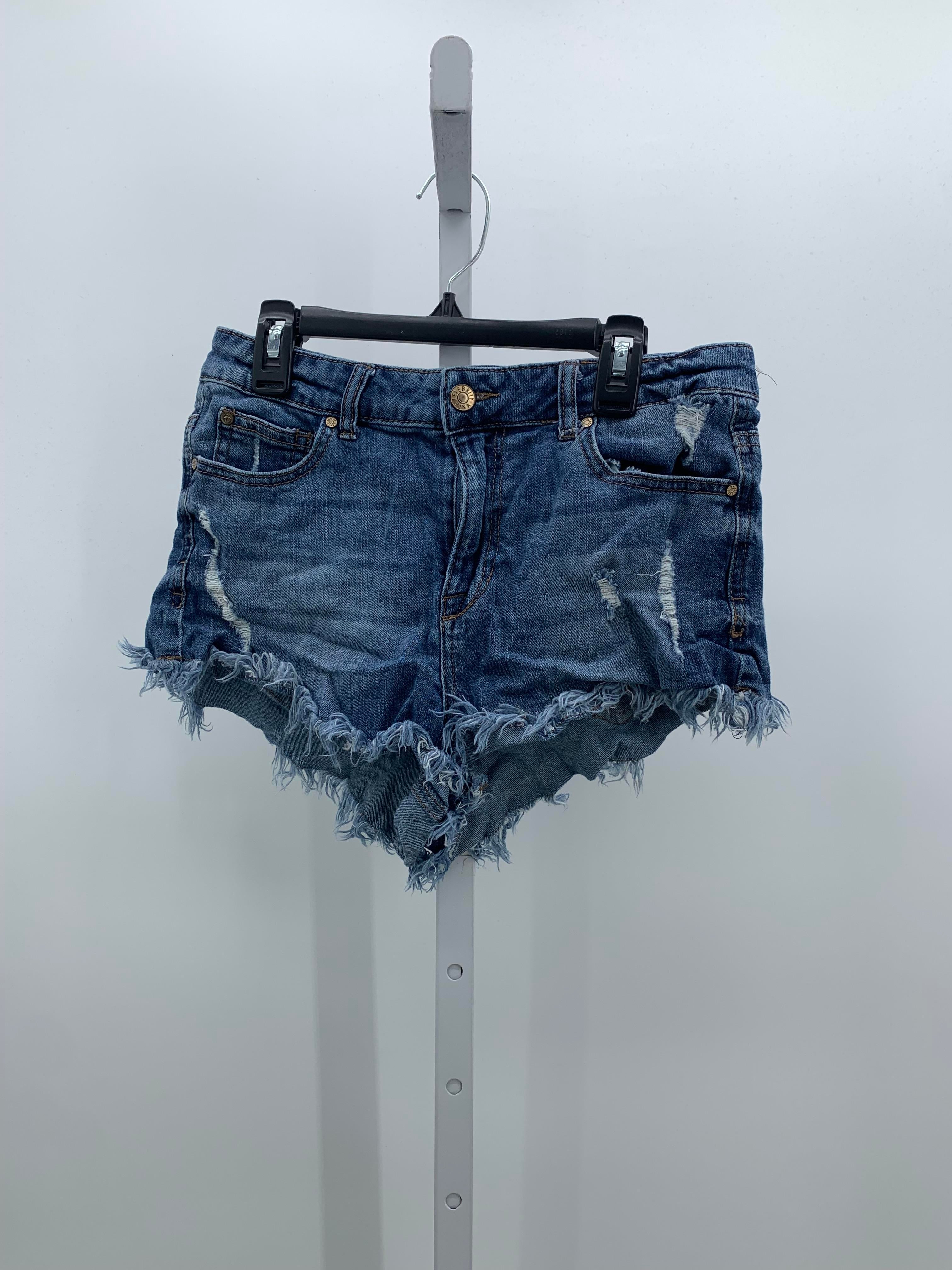 Celebrity Pink Size 7 Juniors Shorts
