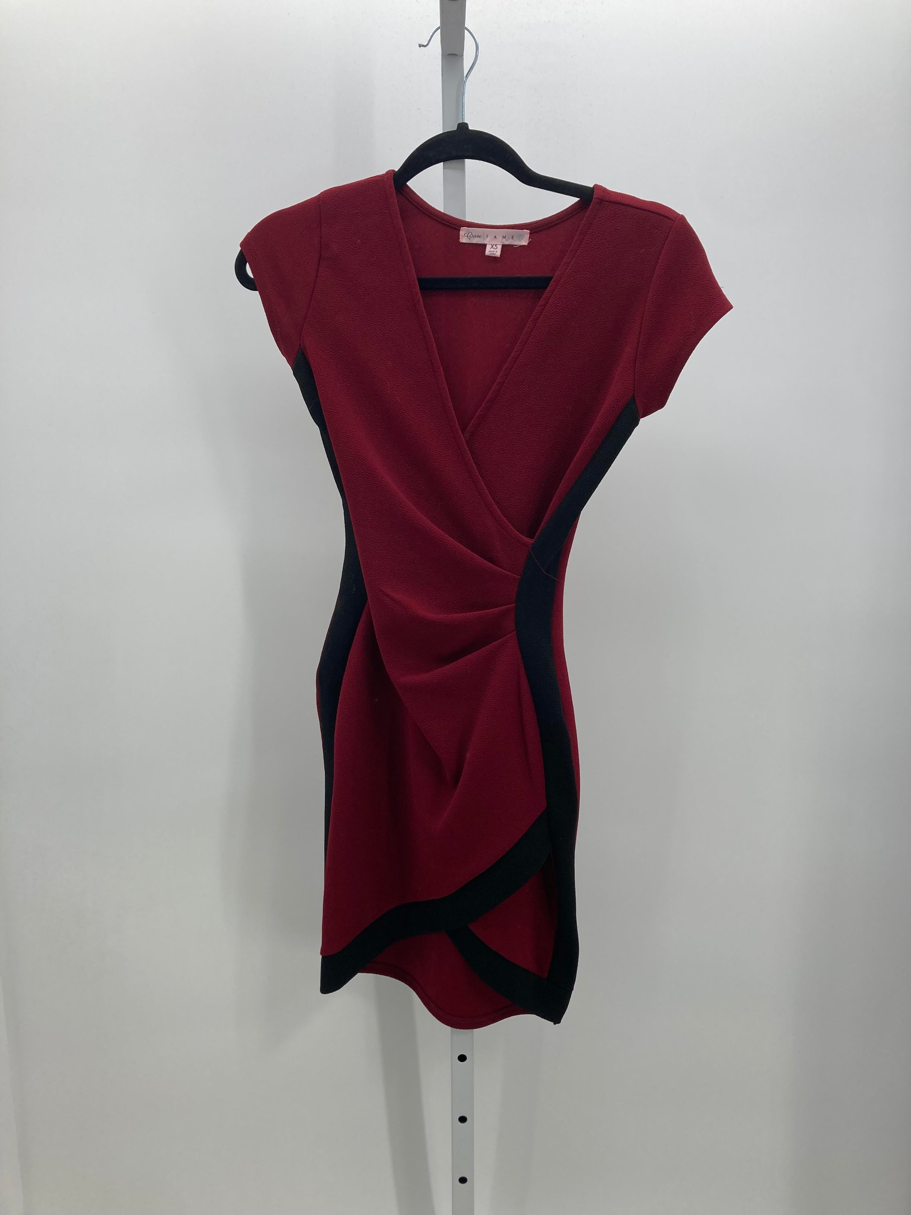 Size X Small Juniors Short Sleeve Dress