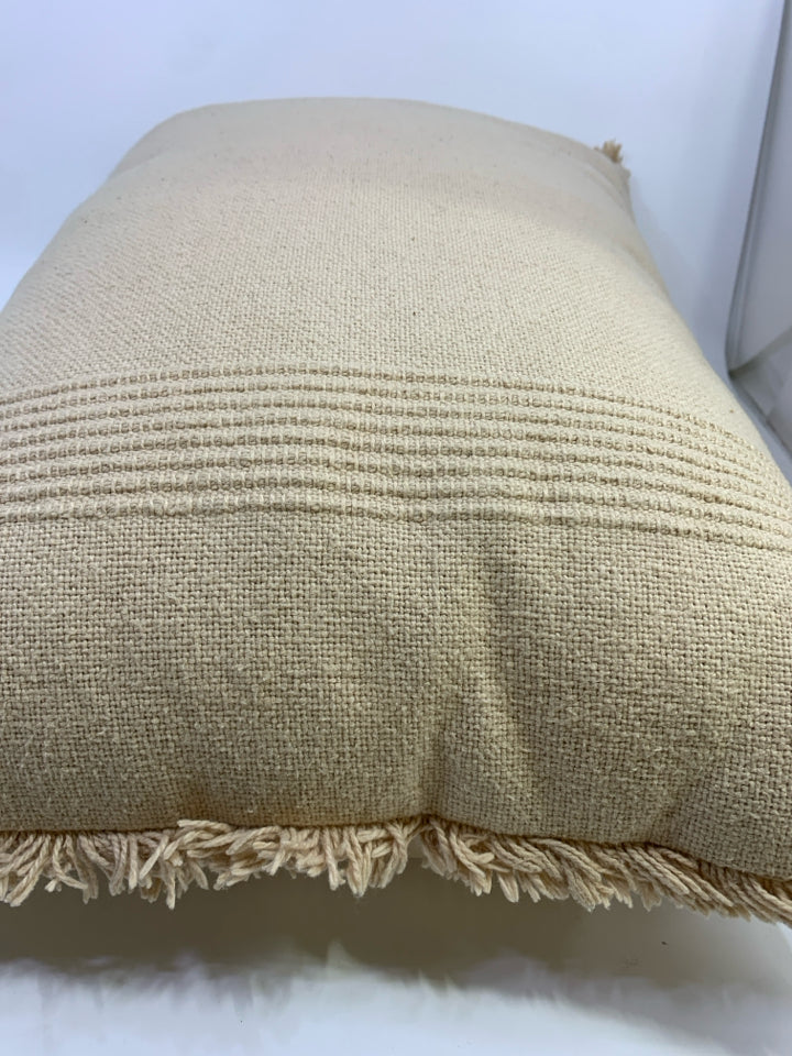 TAN RECTANGLE PILLOW W/FRINGE.