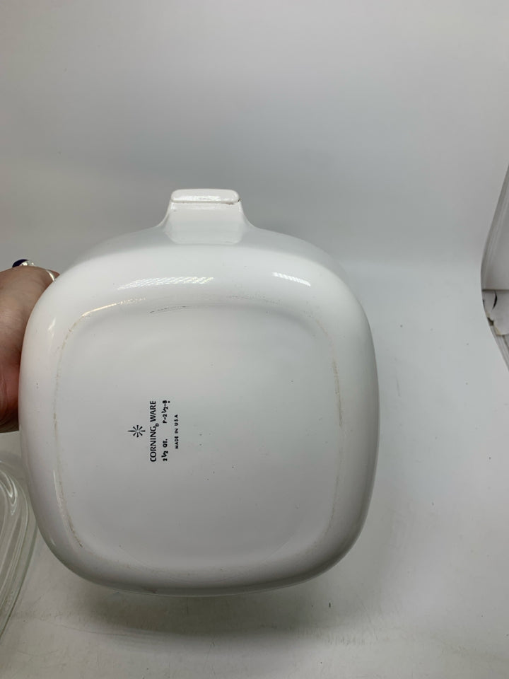 BLUE CORNFLOWER CASSEROLE DISH W/ LID.