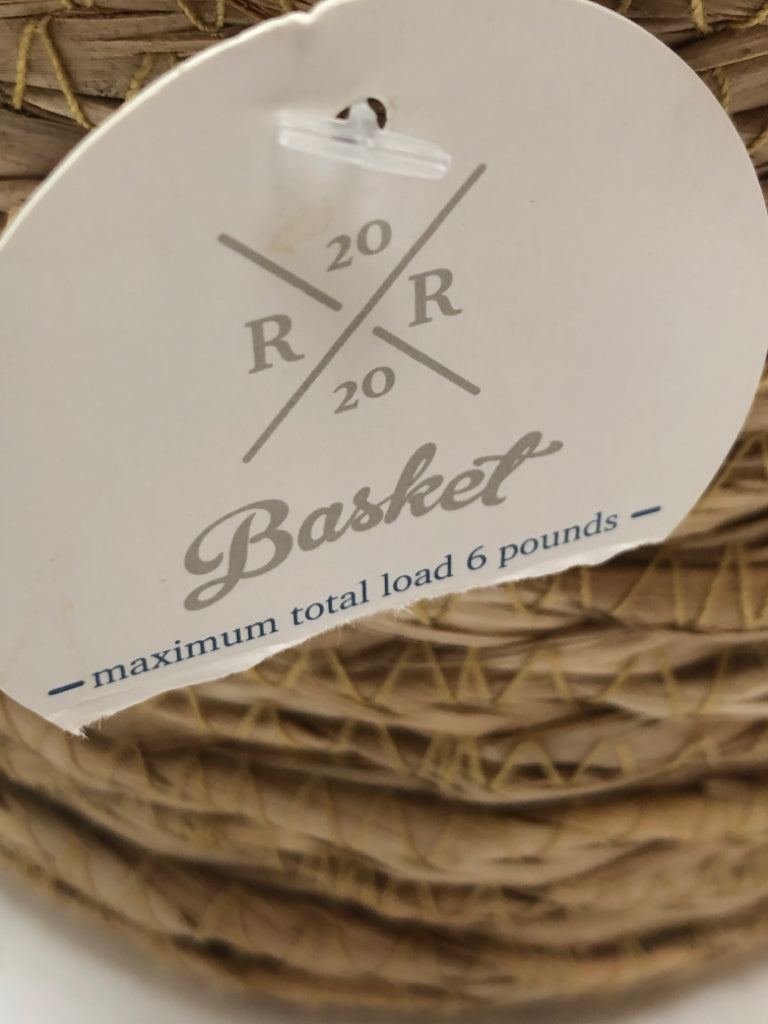 NWT SM WOVEN BASKET.