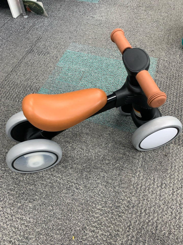 Gamfeiny Balance Bike