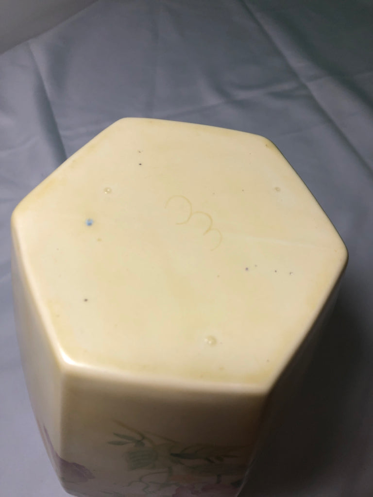 HANDMADE PALE YELLOW/PINK FLORAL GINGER JAR.