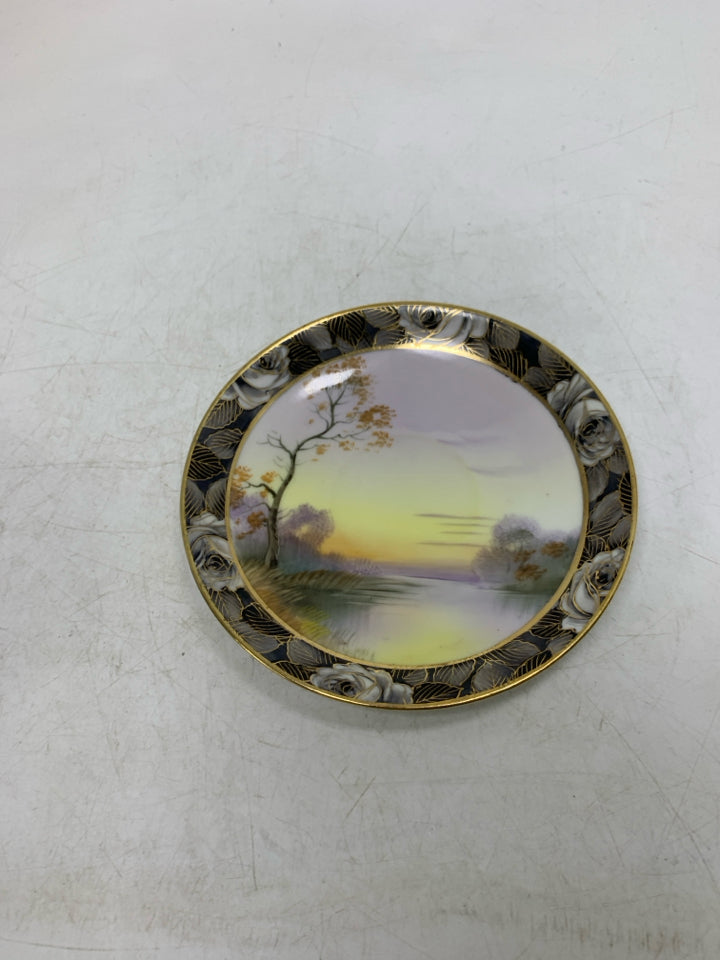 POND SCENE W/ CHANGING LEAVES W/ GOLD DETAILS TEA CUP.