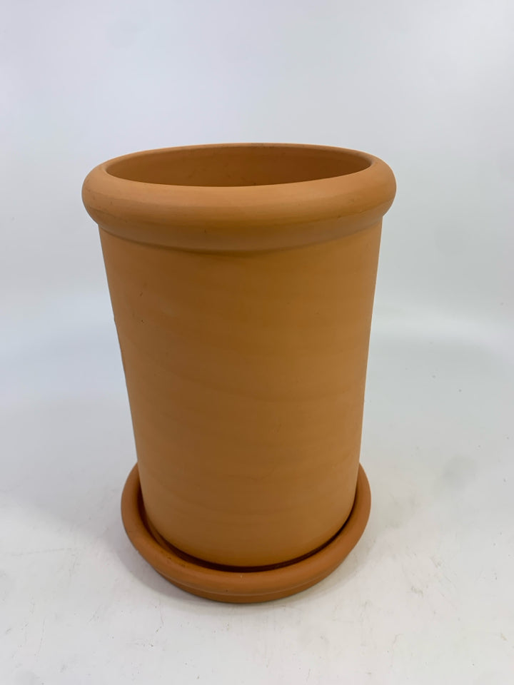 TERRA COTTA WINE CHILLER W/TRAY.