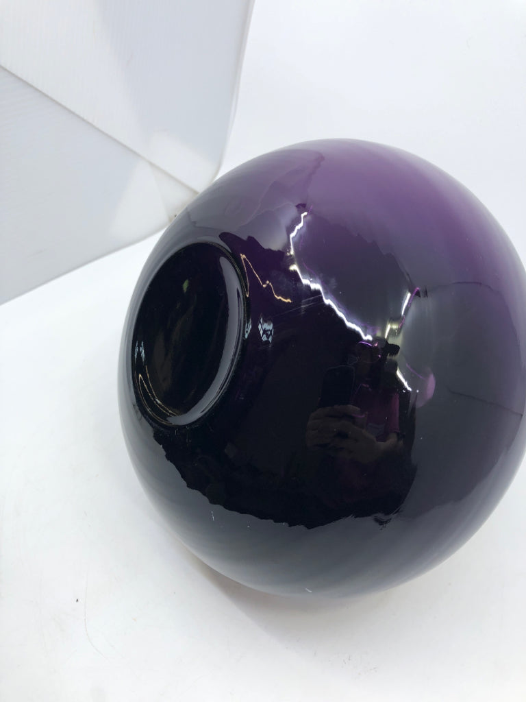 DARK PURPLE GLASS VASE W/ SHORT NECK.
