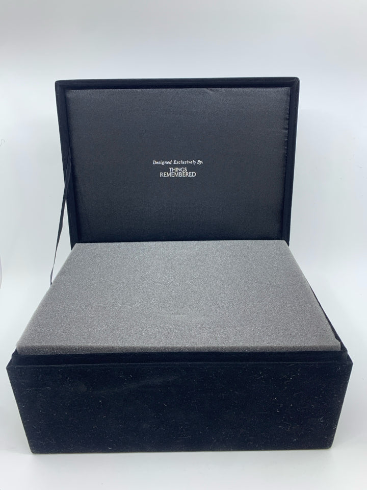 3PC SILVER UNITY CANDLE STICKS FLORAL CRYSTAL DESIGN IN BLACK VELVET BOX.