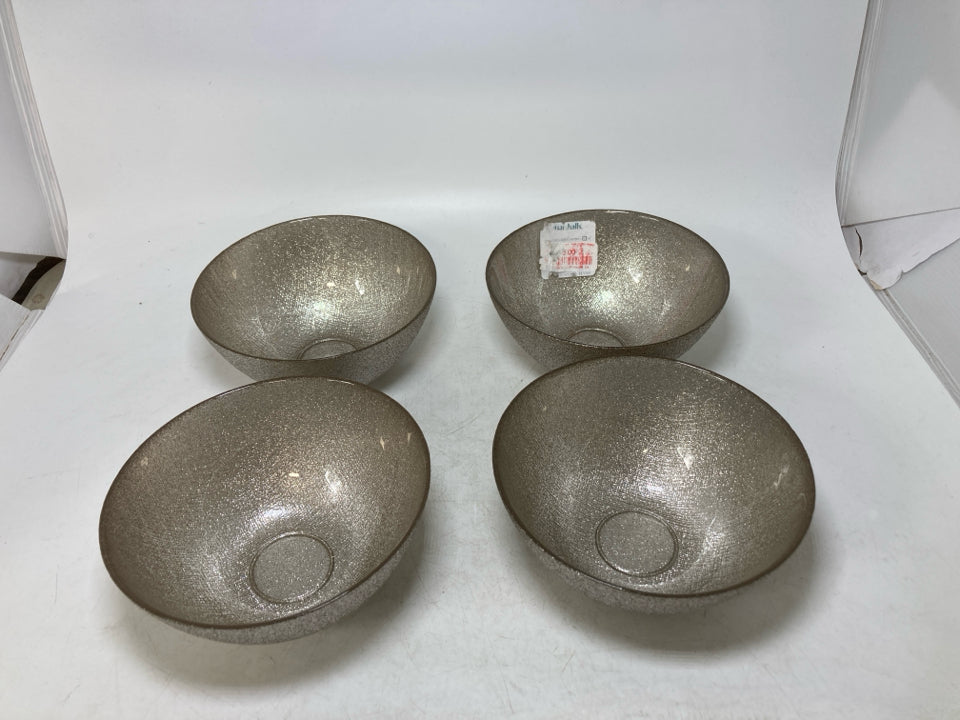 4 SPARKLE GLASS BOWLS.