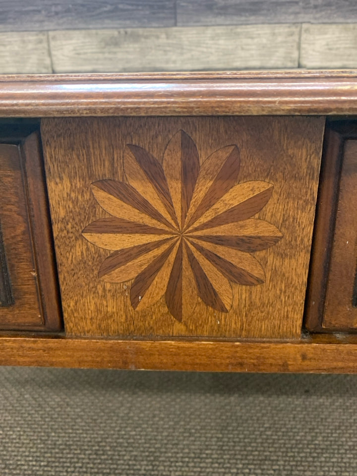 CHERRY WOOD COCKTAIL TABLE W/ INLAY 2 DRAWERS.
