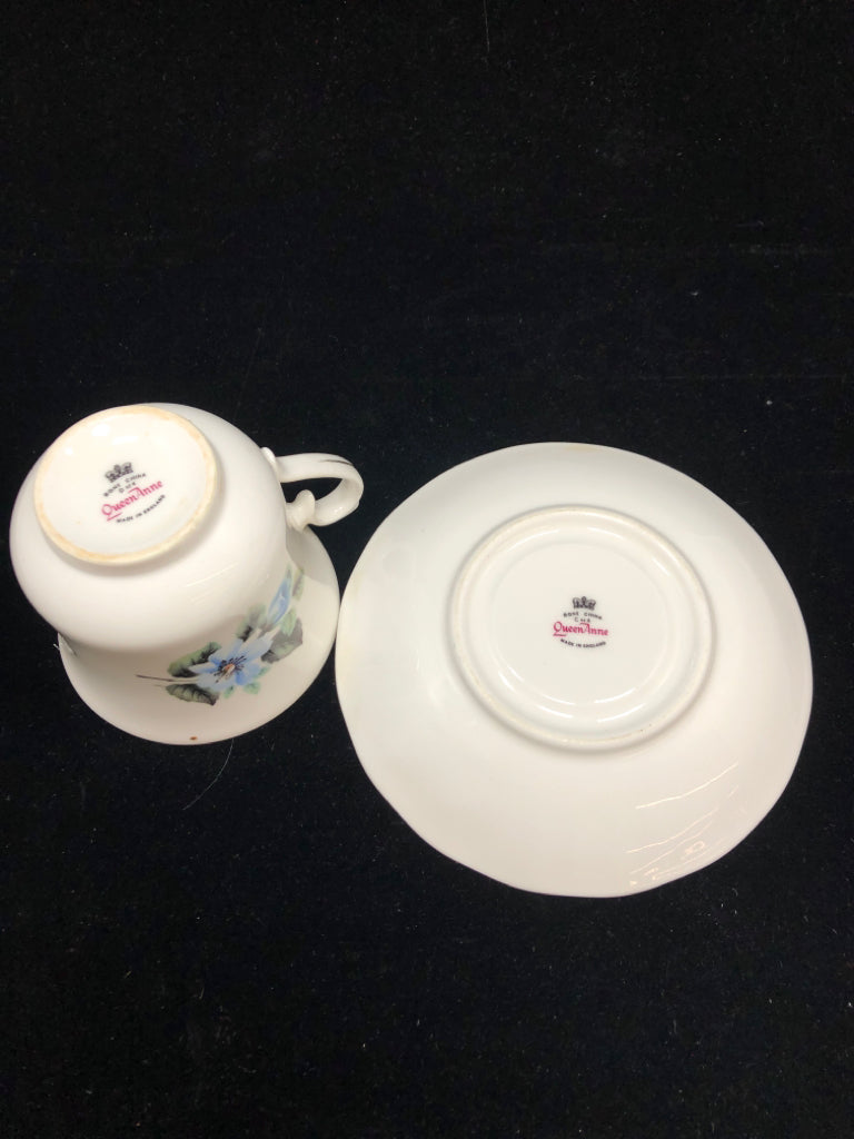 VTG BLUE BOUQUET TEACUP & SAUCER - QUEEN ANNE.